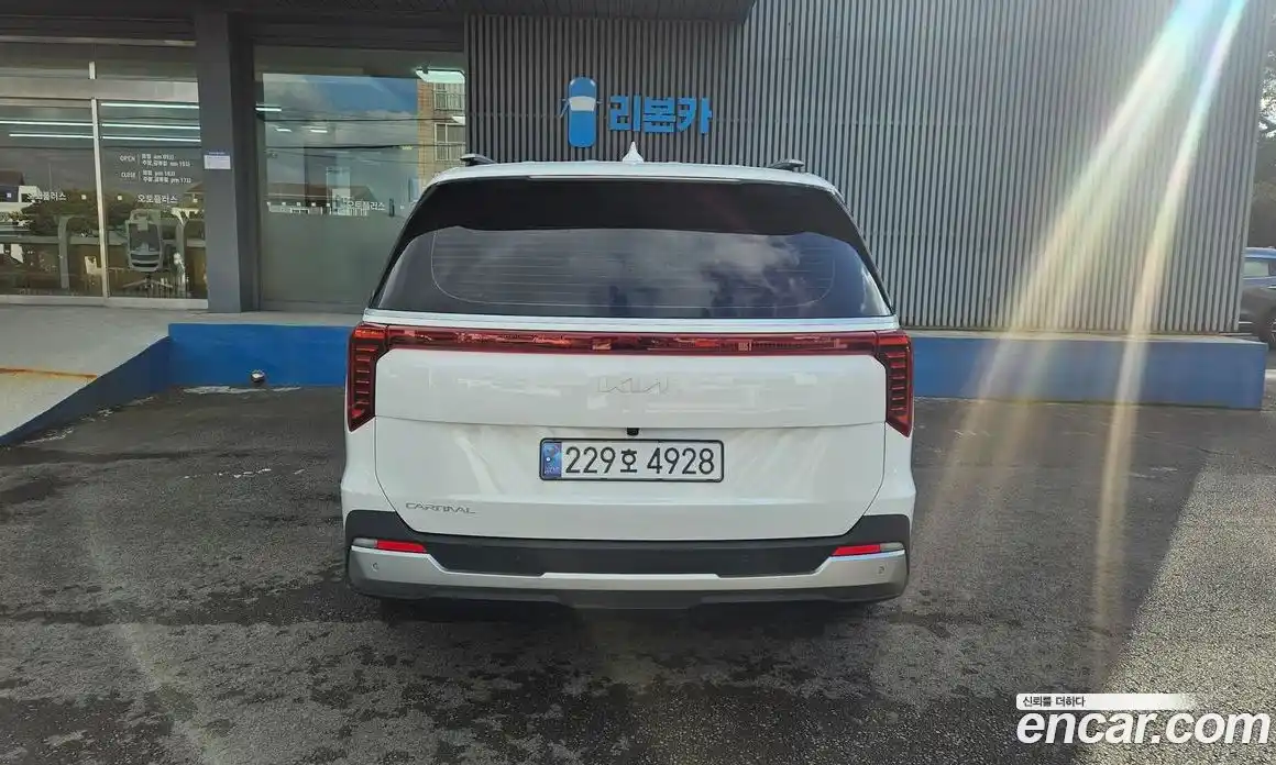 Kia Canival 2025 3.5 Автомат в Москве № 52663, фото 5