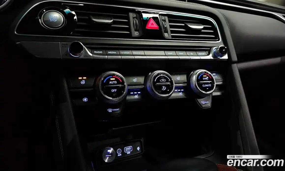 Genesis G70 2019 2.0 Автомат в Москве № 56919, фото 12