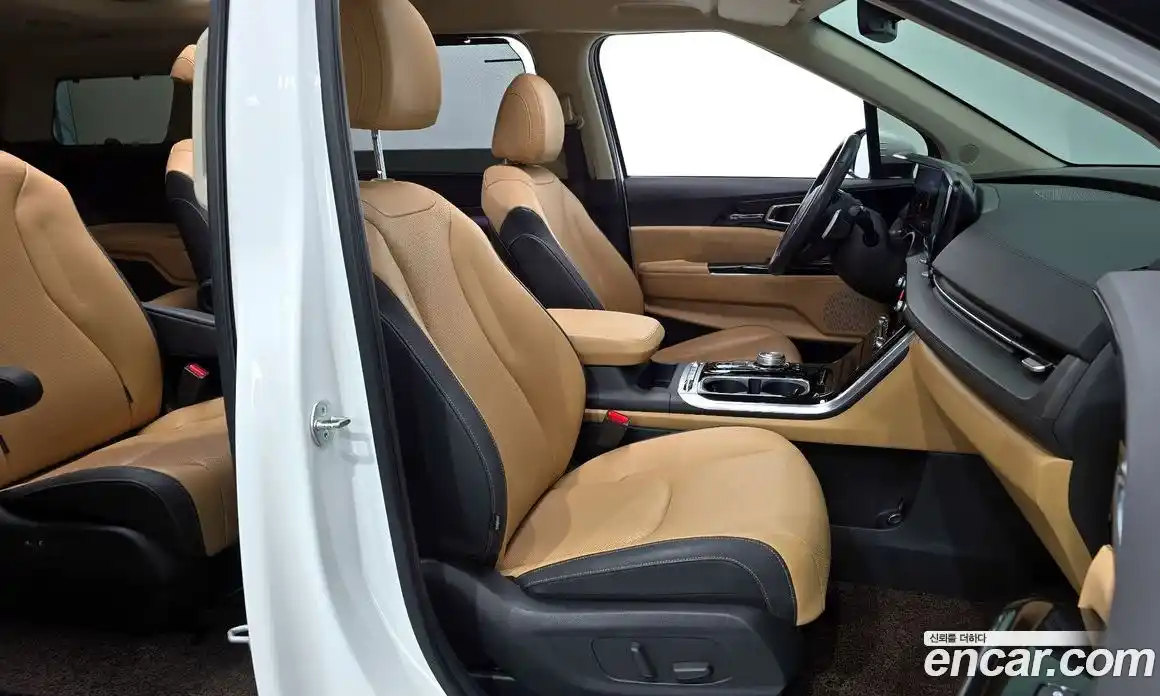 Kia Canival 2023 2.2 Автомат в Москве № 5847, фото 18