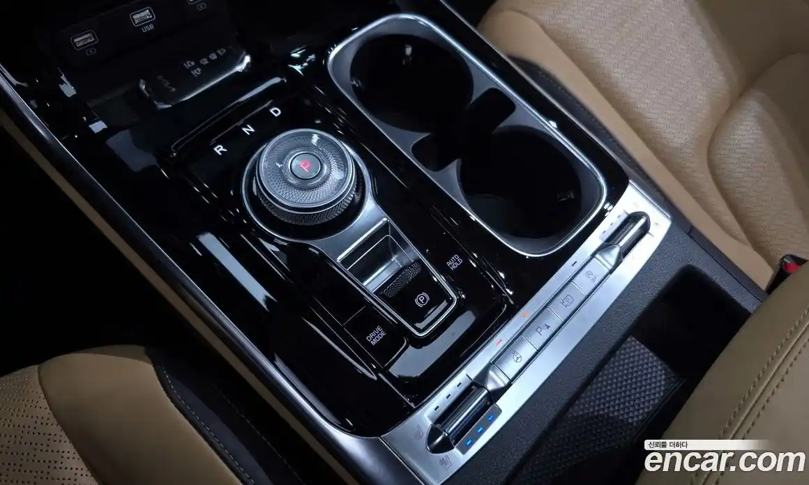 Kia Canival 2023 2.2 Автомат в Москве № 5847, фото 8