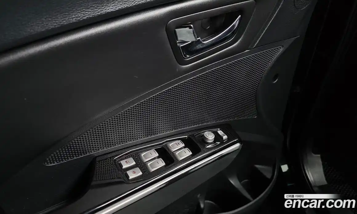 SsangYong TIBOLI 2015 1.6 Автомат в Москве № 60680, фото 16