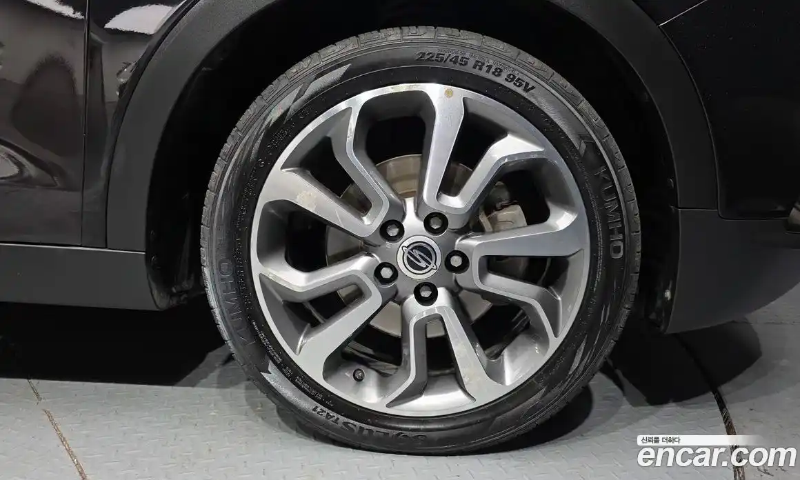 SsangYong TIBOLI 2015 1.6 Автомат в Москве № 60680, фото 17