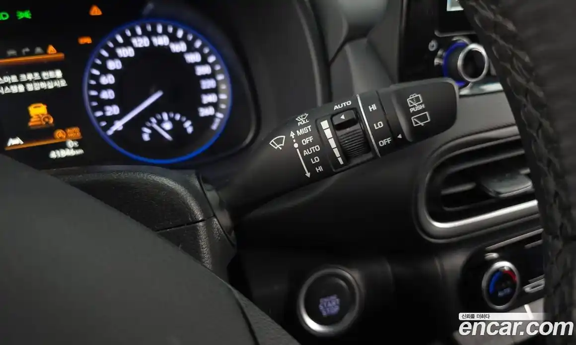 Hyundai Kona 2022 1.6 Автомат в Москве № 632, фото 17