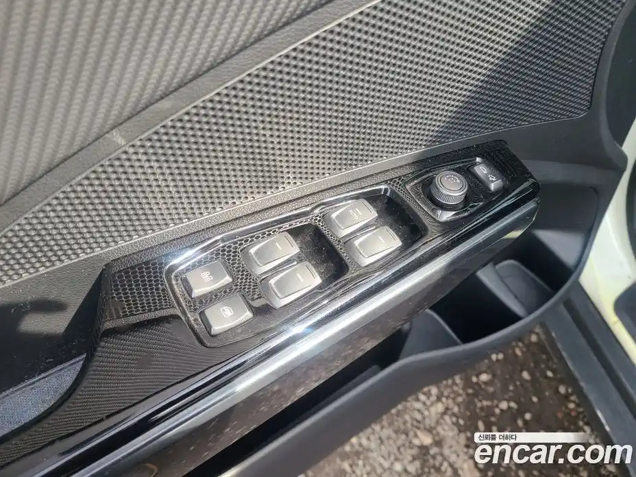 SsangYong TIBOLI 2022 1.5 Автомат в Москве № 66870, фото 17