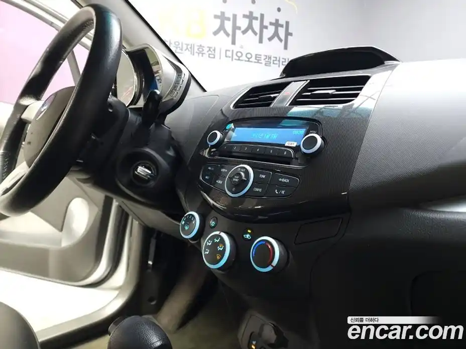 Chevrolet Spark 2014 1.0 Автомат в Москве № 95305, фото 14