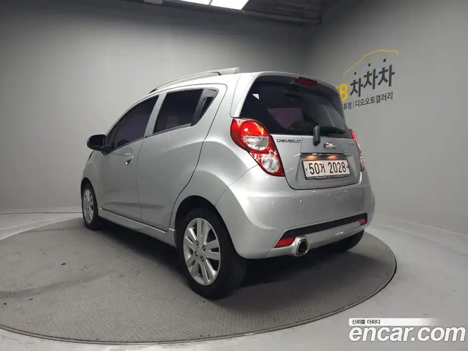 Chevrolet Spark 2014 1.0 Автомат в Москве № 95305, фото 4