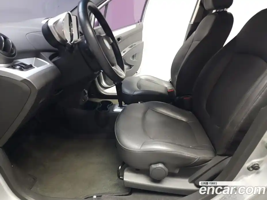 Chevrolet Spark 2014 1.0 Автомат в Москве № 95305, фото 10