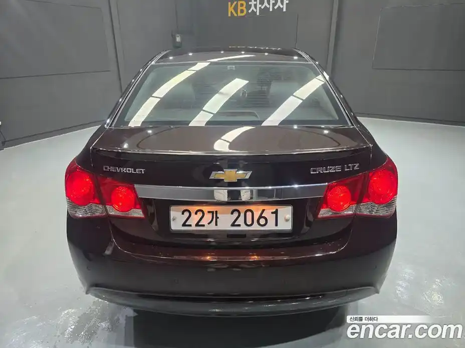 Chevrolet Cruze 2013 1.8 Автомат в Москве № 98870, фото 5