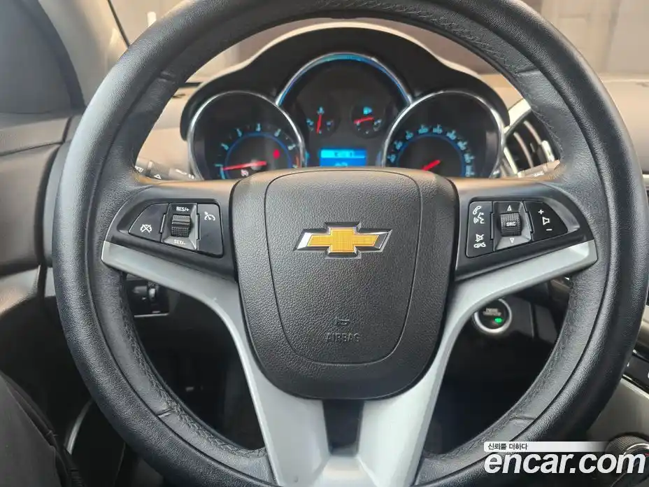Chevrolet Cruze 2013 1.8 Автомат в Москве № 98870, фото 7