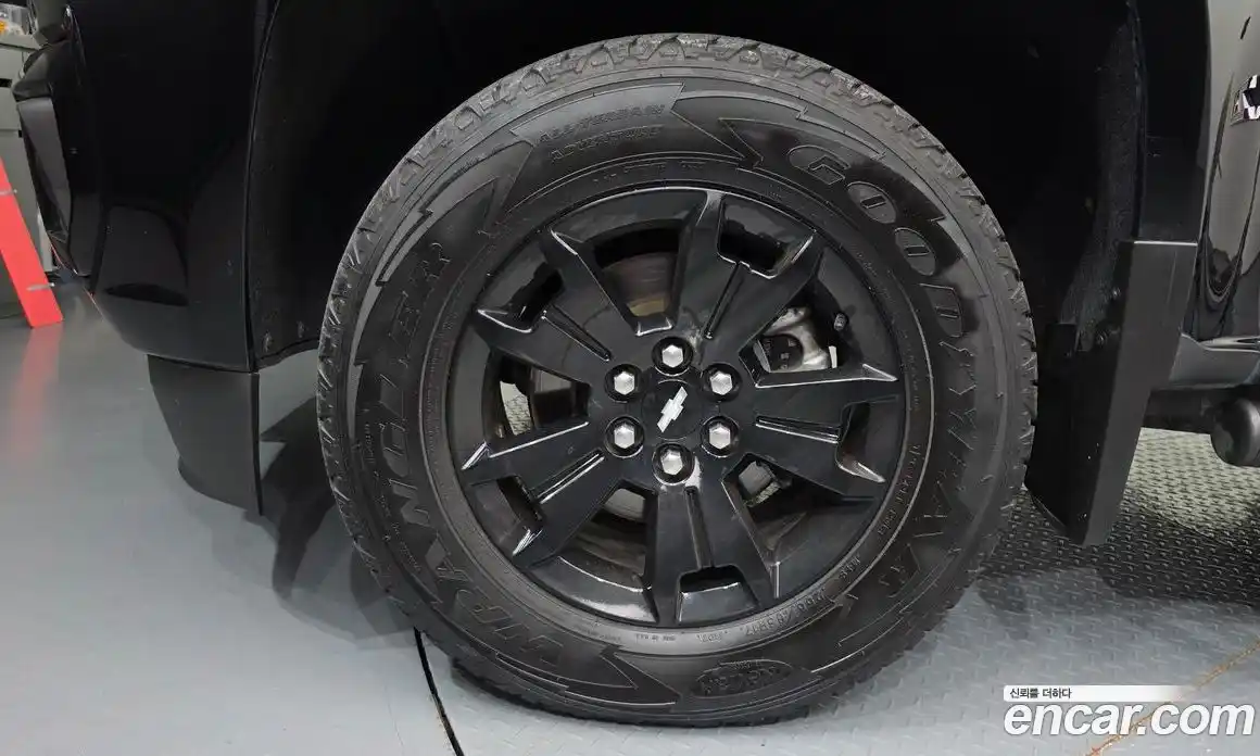 Chevrolet Colorado 2021 3.6 Автомат в Москве № 104501, фото 16