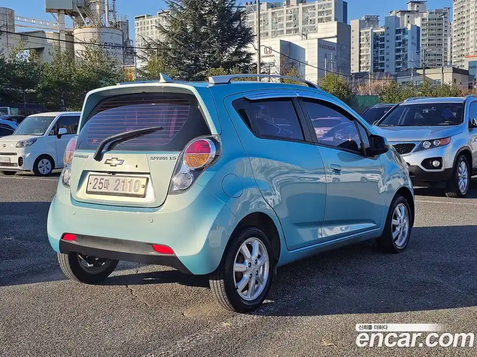 Chevrolet Spark 2012 1.0 Автомат в Москве № 104502, фото 2