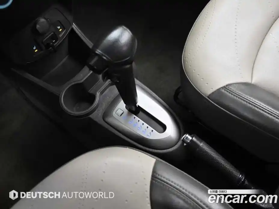 Chevrolet Spark 2013 1.0 Автомат в Москве № 104658, фото 9