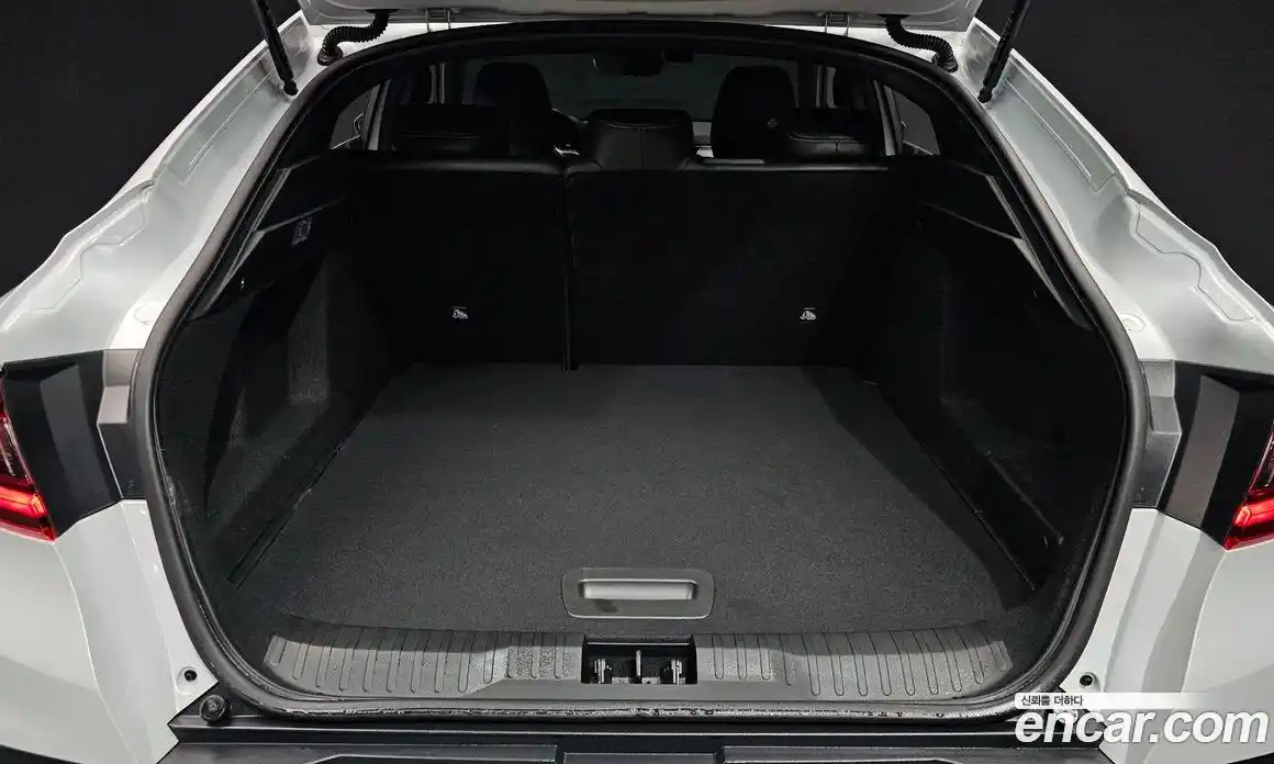 Renault XM3 2024 1.6 Автомат в Москве № 106152, фото 9