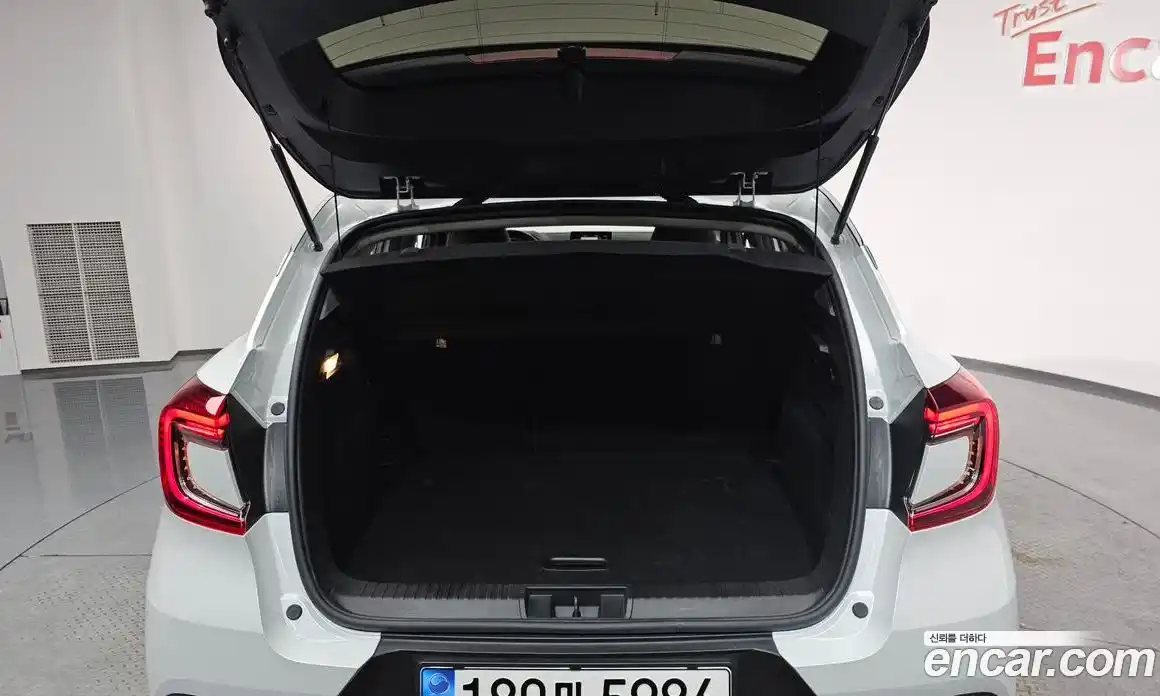 Renault Captur 2021 1.3 Автомат в Москве № 107064, фото 16