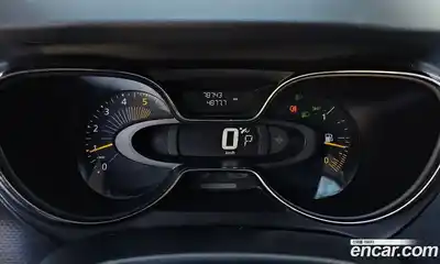 Renault QM3 2014 1.5 Автомат в Москве № 107274, миниатюра 2