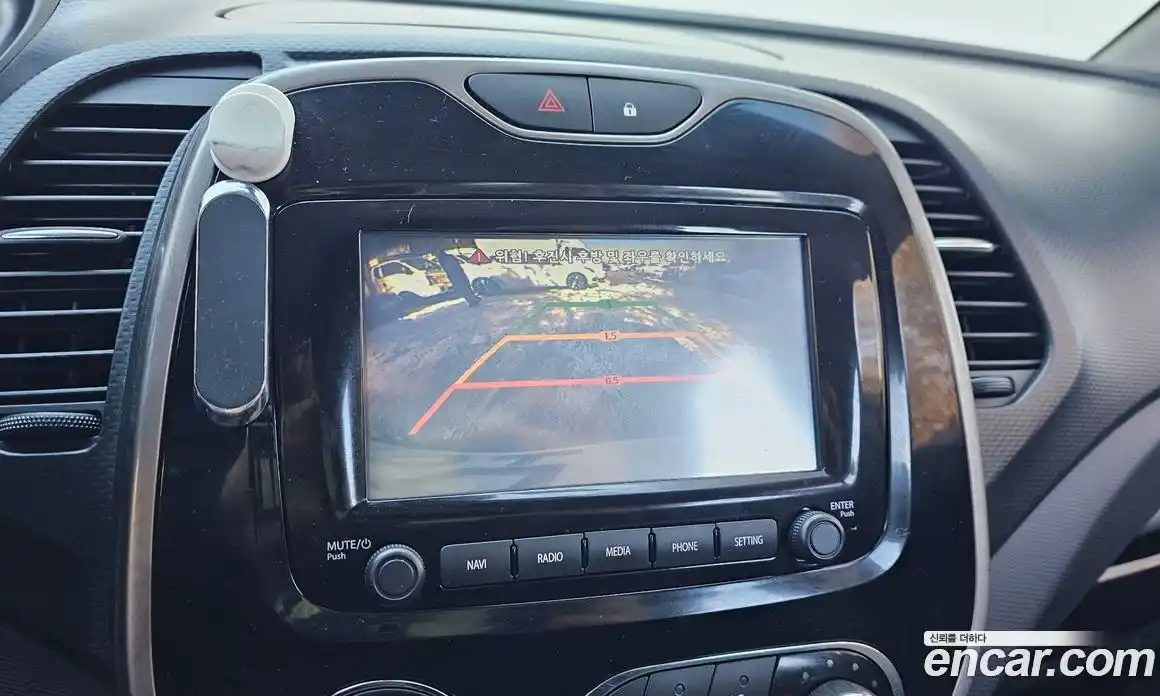 Renault QM3 2014 1.5 Автомат в Москве № 107274, фото 9