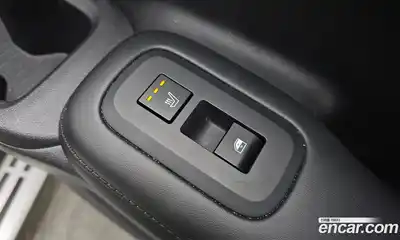 Hyundai Santa Fe 2024 1.6 Автомат в Москве № 107607, миниатюра 7