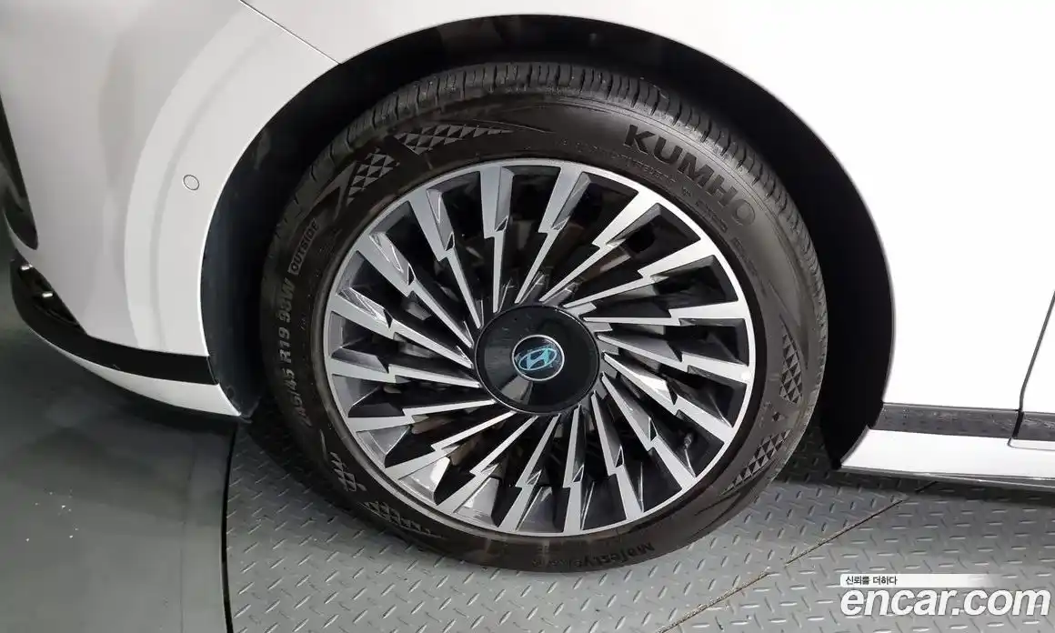 Hyundai Grandeur 2023 2.5 Автомат в Москве № 107833, фото 11