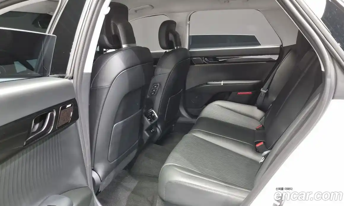 Hyundai Grandeur 2023 2.5 Автомат в Москве № 107833, фото 13