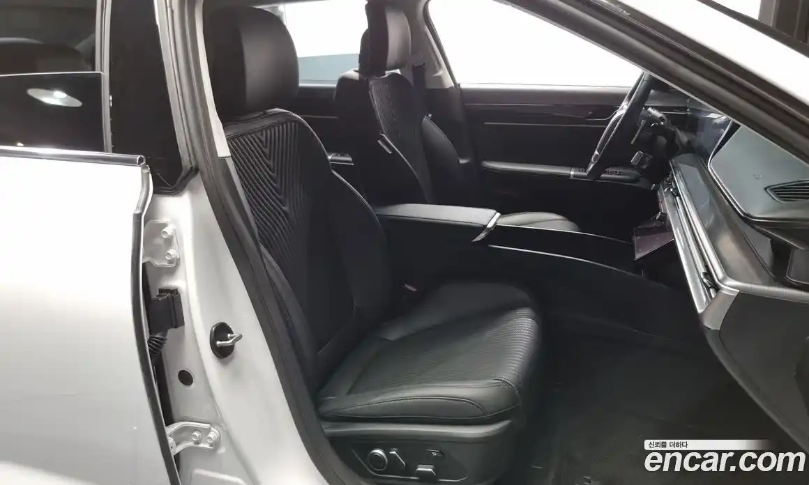 Hyundai Grandeur 2023 2.5 Автомат в Москве № 107833, фото 4