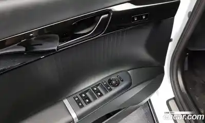 Hyundai Grandeur 2023 2.5 Автомат в Москве № 107833, миниатюра 9