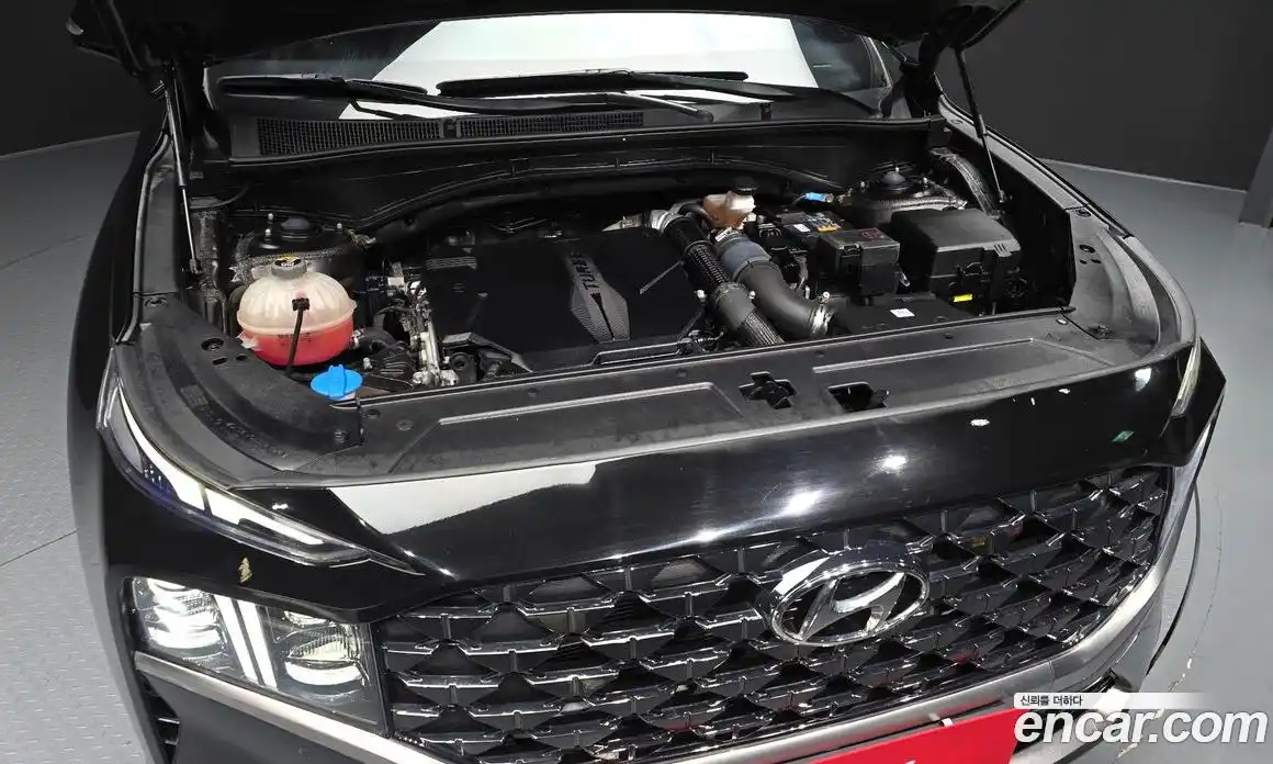 Hyundai Santa Fe 2022 2.5 Автомат в Москве № 111976, фото 13