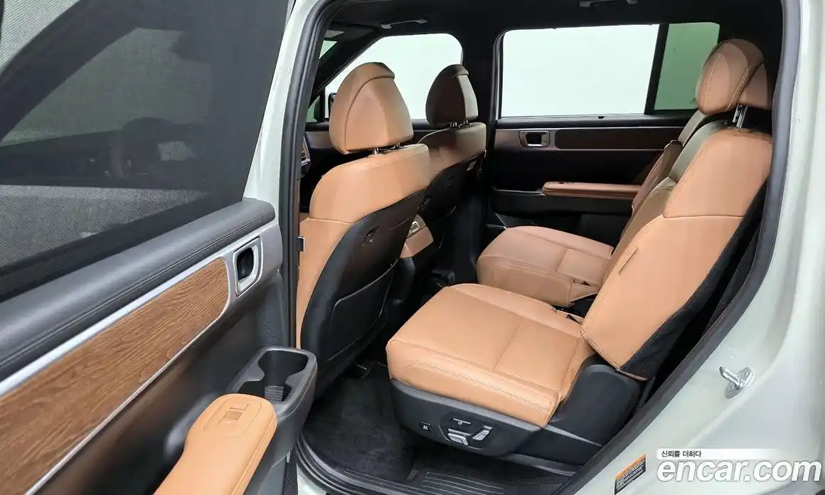 Hyundai Santa Fe 2024 2.5 Автомат в Москве № 113724, фото 16