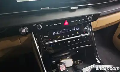 Kia Canival 2023 3.5 Автомат в Москве № 120330, миниатюра 11