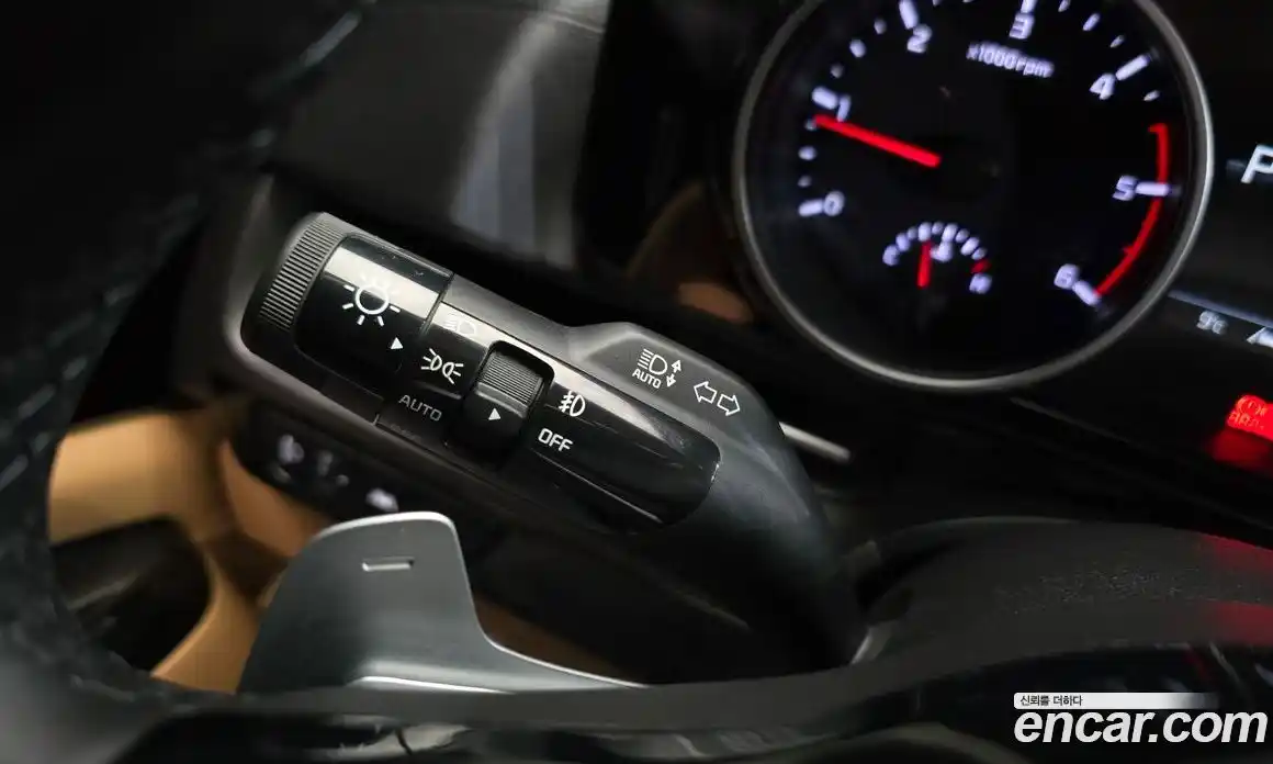 Kia Canival 2021 2.2 Автомат в Москве № 122370, фото 19