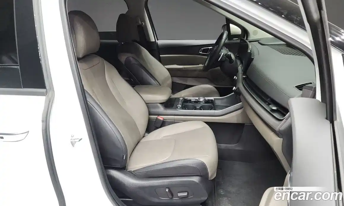 Kia Canival 2025 2.2 Автомат в Москве № 123015, фото 15