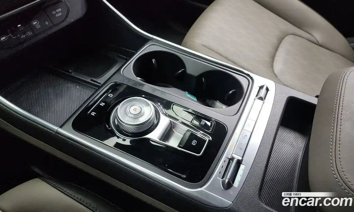 Kia Canival 2025 2.2 Автомат в Москве № 123015, фото 5