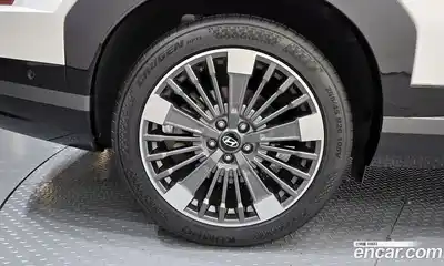 Hyundai Santa Fe 2024 1.6 Автомат в Москве № 123214, миниатюра 7