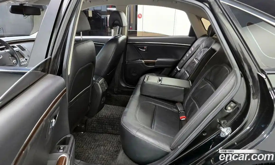 Hyundai Grandeur 2009 2.7 Автомат в Москве № 123639, фото 13