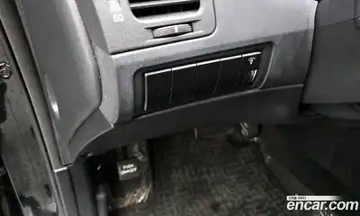 Hyundai Grandeur 2009 2.7 Автомат в Москве № 123639, миниатюра 8