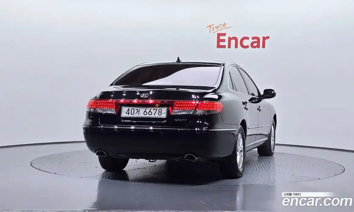 Hyundai Grandeur 2009 2.7 Автомат в Москве № 123639, фото 10