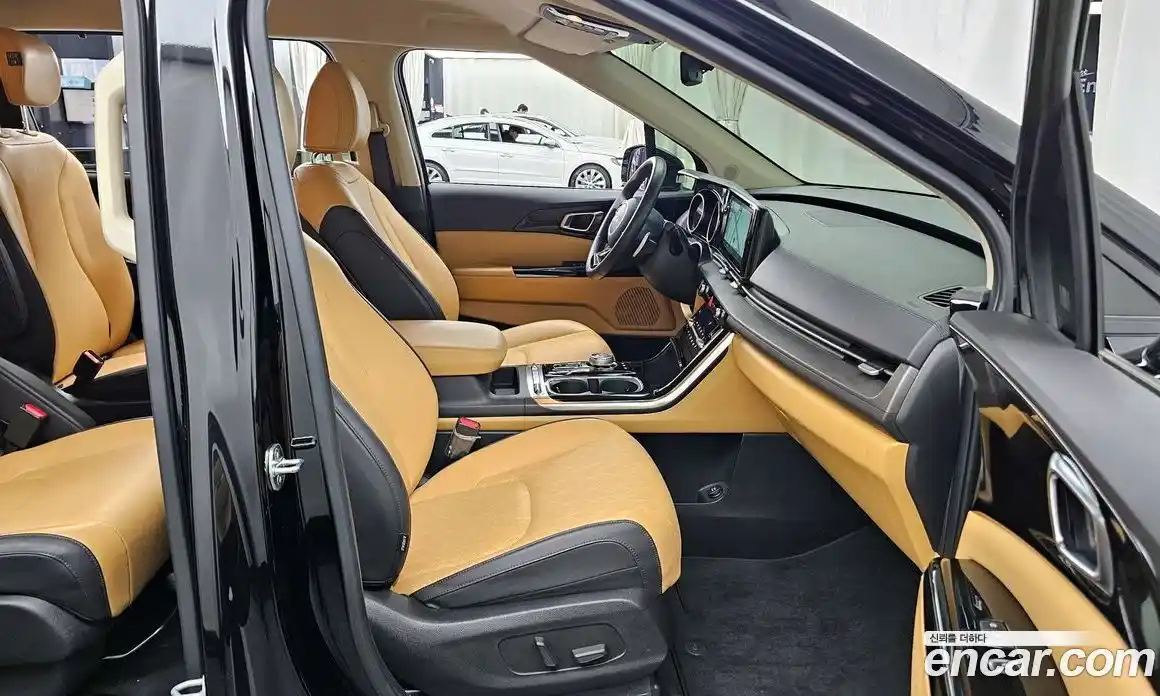 Kia Canival 2023 2.2 Автомат в Москве № 132106, фото 11