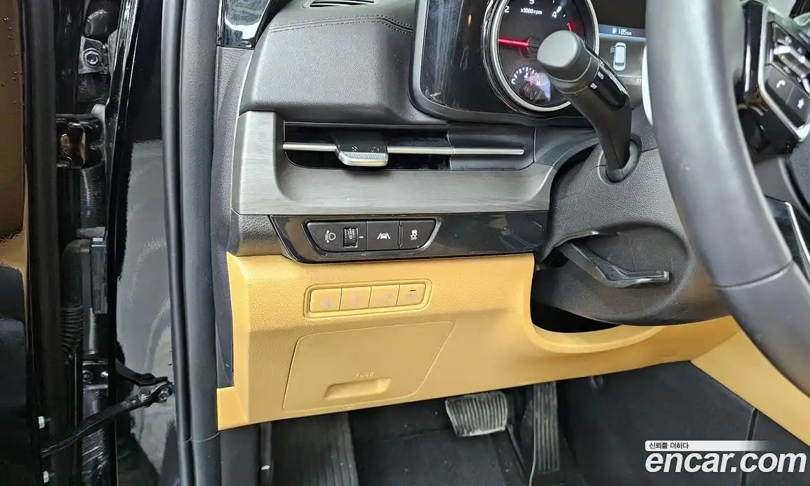 Kia Canival 2023 2.2 Автомат в Москве № 132106, фото 16