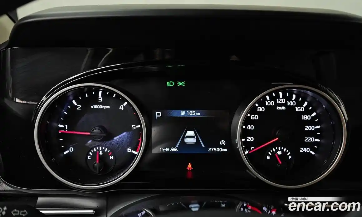 Kia Canival 2023 2.2 Автомат в Москве № 132106, фото 8