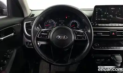 Kia Seltos 2022 1.6 Автомат в Москве № 132730, миниатюра 6