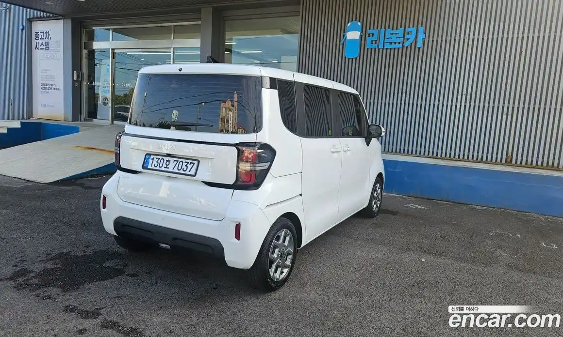 Kia Ray 2024 1.0 Автомат в Москве № 132778, фото 4