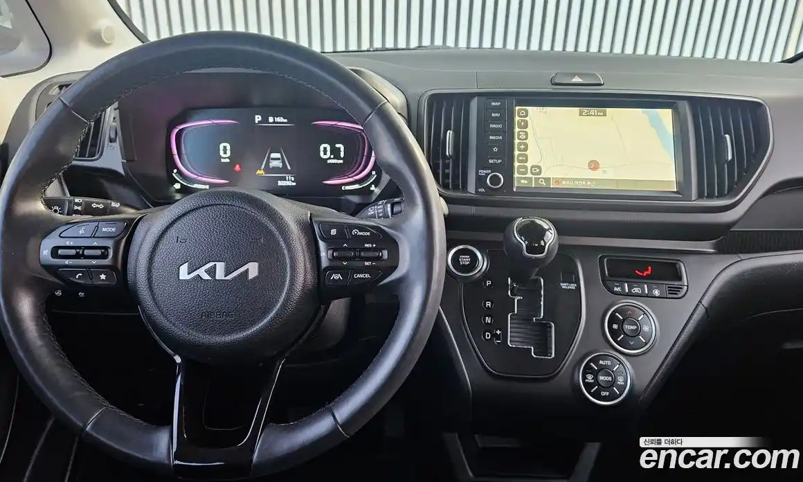 Kia Ray 2024 1.0 Автомат в Москве № 132778, фото 10