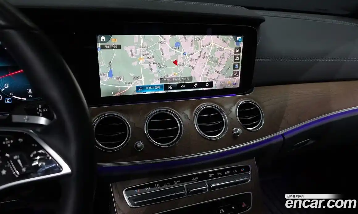 Mercedes-Benz E-Class 2021 2.0 Автомат в Москве № 137664, фото 14