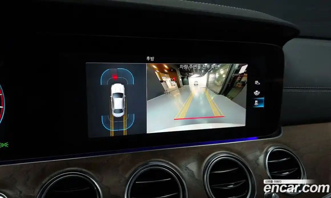 Mercedes-Benz E-Class 2021 2.0 Автомат в Москве № 137664, фото 15