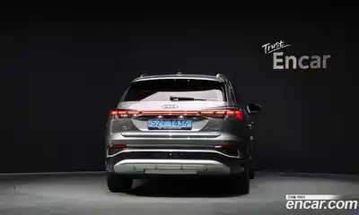 Audi Q4 e-tron 2023 0.2 Автомат в Москве № 139702, миниатюра 2