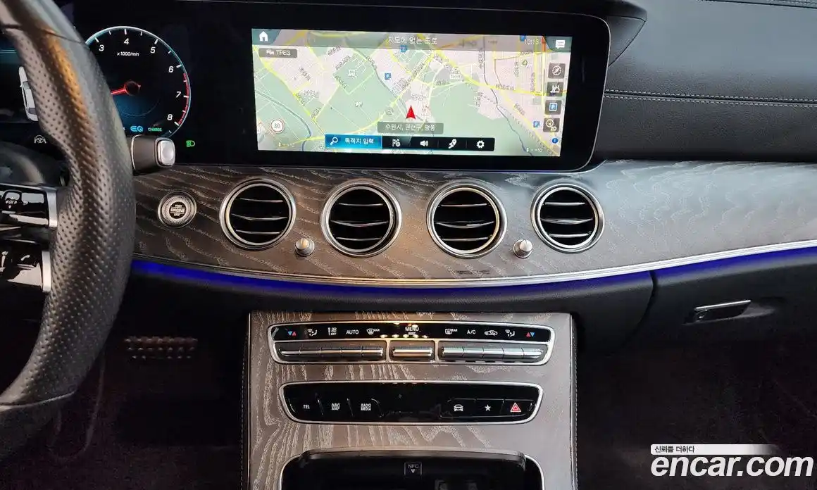 Mercedes-Benz E-Class 2022 2.0 Автомат в Москве № 141744, фото 3