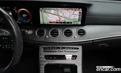 Mercedes-Benz E-Class 2022 2.0 Автомат в Москве № 142037, миниатюра 7