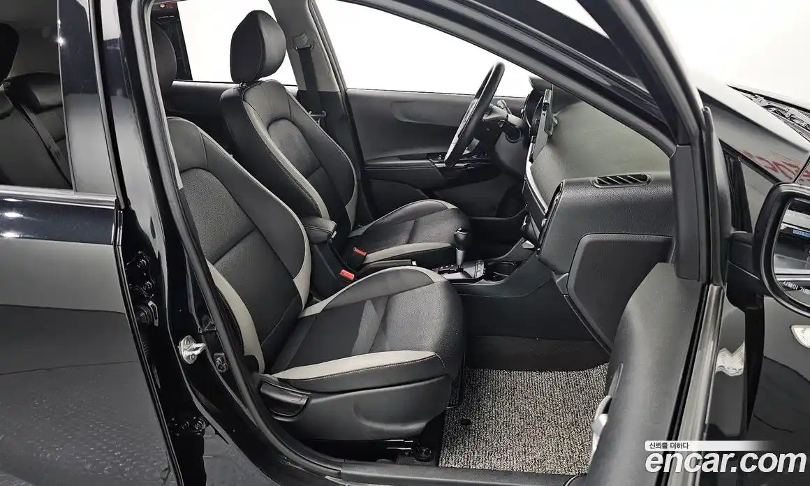 Kia Morning 2021 1.0 Автомат в Москве № 14544, фото 1