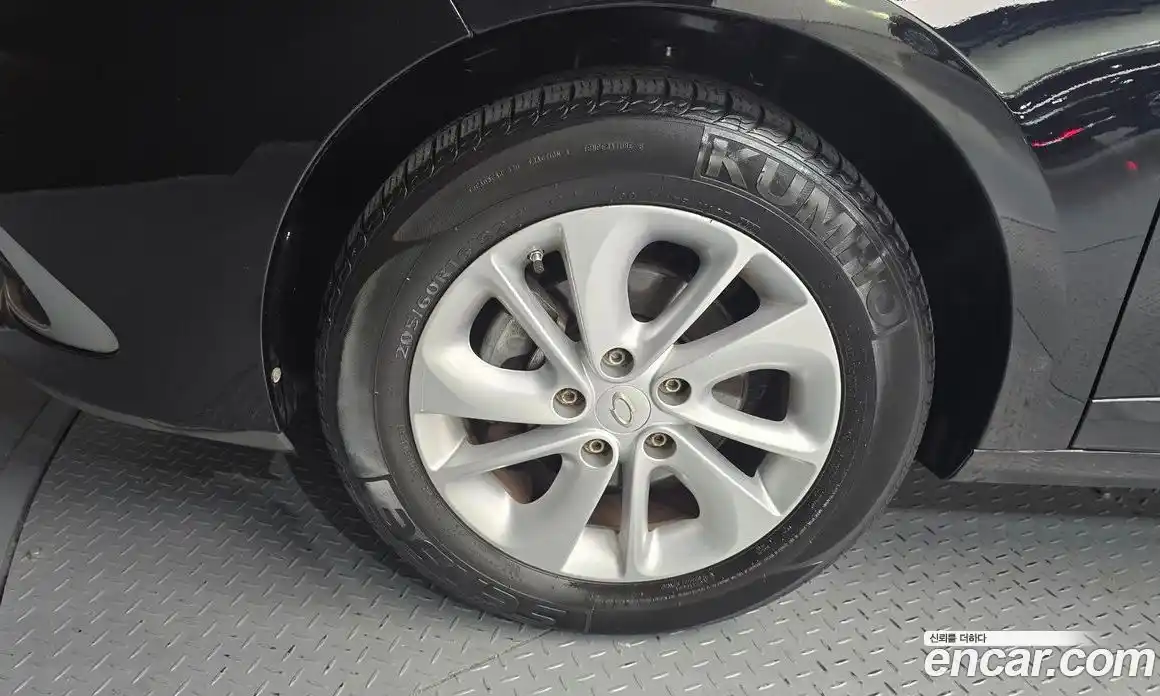 Renault SM3 2015 1.6 Автомат в Москве № 148255, фото 16