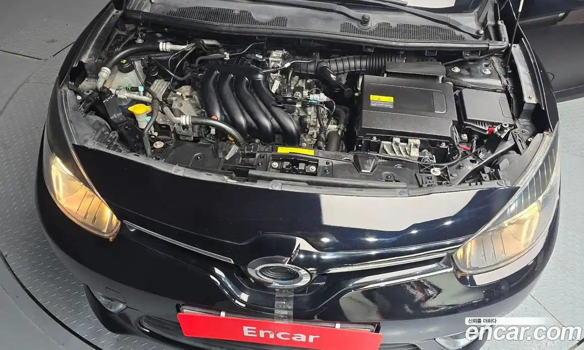 Renault SM3 2015 1.6 Автомат в Москве № 148255, фото 20