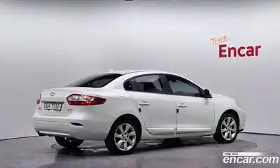Renault SM3 2010 1.6 Автомат в Москве № 149622, миниатюра 5